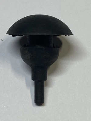 Parachoques VTwin de goma negra con soporte/tanque de gas 1993-2017 Harley Softail FLST Foto 1 de 4