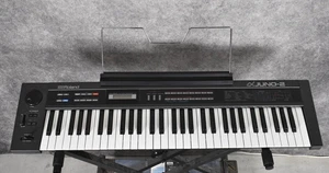 Roland Alpha Juno 2 JU2 Programmable Synthesizer Main Unit Only Good GP - Picture 1 of 6