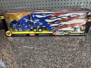 Semirremolque Peterbilt escala 1:32 Jada Toys Hot Rigz colores bandera EE. UU. NUEVO DE STOCK - Imagen 1 de 7