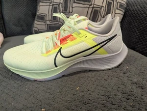 Nike Pegasus 38 size 12 Volt & Neon Orange - Picture 1 of 7