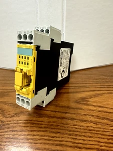 SIEMENS - 3RK3221-1AA10 - Photo 1/2