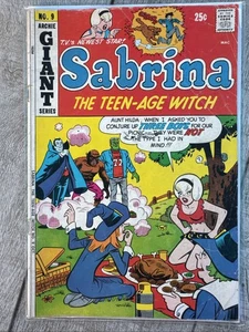 SABRINA Witch Comic #9 Archie GIANT Series 1972 FRANKENSTEIN WEREWOLF & DRACULA - Picture 1 of 15