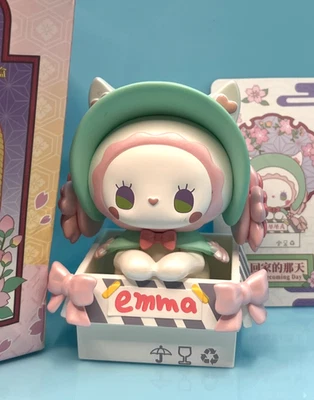 Figura PVC MJ Studio EMMA Edición Limitada Flor de Cerezo Fiesta Día de Regreso a Casa Foto 1 de 4