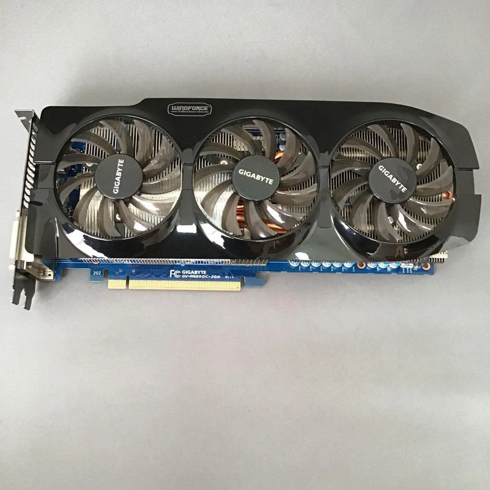 GIGABYTE GeForce GTX 680 Windforce 3X OC 2GB - Image 1 of 4