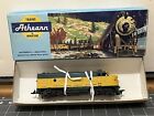 HO Scale Athearn, F7A Diesel Locomotive, Chicago & North Western #4072A - 3231