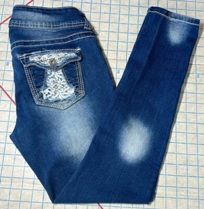 Bongo Skinny Jeans 10 Distressed Mom High Rise Spandex 30x28.5 Jeweled - Picture 1 of 18