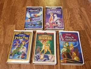 walt disney vhs Master lot Peter,Bambi,Black Cauldron,The Rescuers,The Aristocat - Picture 1 of 10