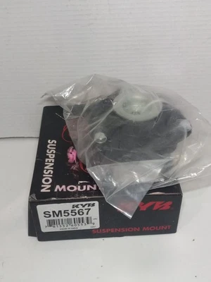 (1) Новое запечатанное крепление стойки KYB SM5567 для некоторых моделей Audi Volkswagen 05-22 - Изображение 1 из 4