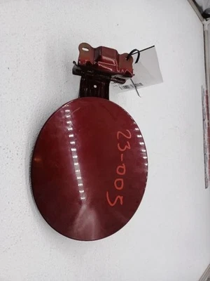 Nissan Máxima 2016 puerta de llenado de combustible roja OEM  Foto 1 de 4