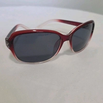 Gafas de sol para mujer Foster Grant Fasion rojas y transparentes polarizadas cuadradas Foto 1 de 4