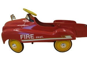 Xonex 1:3 Hook & Ladder Pedal Car Fire Truck Diecast Model Ltd Edition Read - Picture 1 of 10