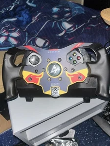Logitech G920 F1 Redbull Racing Lenkrad & normalen Rad, Schaltung und Pedale Ink - Bild 1 von 4