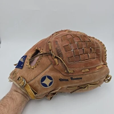 Spalding XP Series XP-1200 42-103 Leather Baseball Glove  RHT 12" Flex-weave Web - Image 1 of 4
