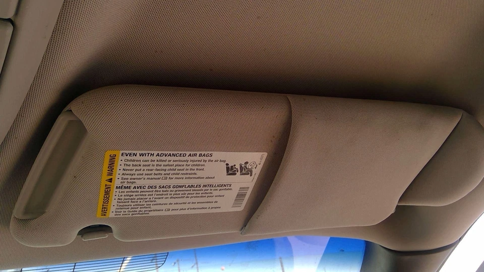 Buick Rendezvous 2002 2003 2004 2005 2006 2007 pasajero parasol derecho bronceado 592 Foto 1 de 4