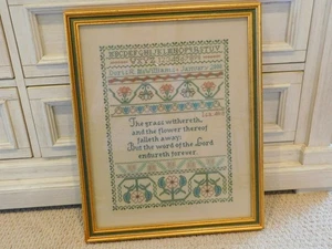 Arte de pared vintage 2000 enmarcado contado punto de cruz MUESTREADOR DE LINO 21x17" Isa 40:8 - Imagen 1 de 13