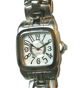 CONCEPTS NY Quartz Wristwatch Large Numbers Stainless Band Women's Timepiece - Picture 1 of 8