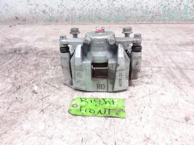 Pinza de freno delantera derecha para pasajero Nissan Rogue 2023 OEM con soporte  Foto 1 de 4