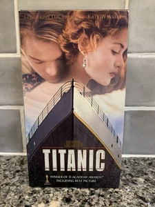 Titanic VHS 2 tape Box Set Kate Winslet Leonardo DiCaprio - Picture 1 of 6
