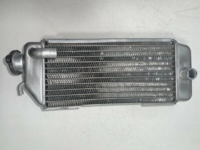 2010 10-16 KAWASAKI KX250F RADIATOR ASSY RH - Image 1 of 4