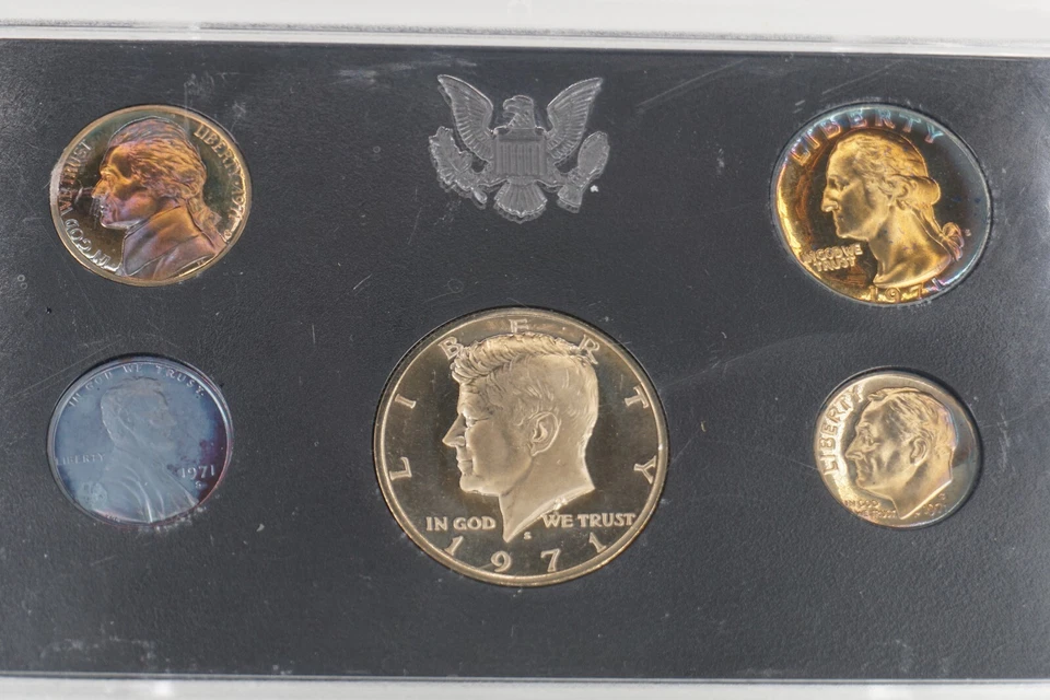 RAINBOW T0NED MINT SET -- 1971 Clad Proof U.S. Original Government Packaging OGP - Image 1 of 4