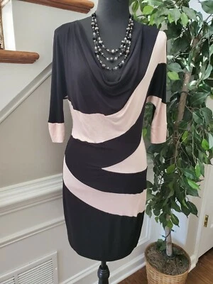 Vestido Rhapsody Mujer Beige y Negro Rayón Capucha Cuello Manga Larga Hasta la Rodilla Talla M Foto 1 de 4