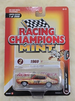 Pontiac GTO Arnie The Farmer Beswick 1969 Racing Champions como nuevo escala 1/64 BN Foto 1 de 4