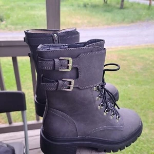 Womens Nine West Combat Ankle Boot Size 7 Grey - Picture 1 of 11
