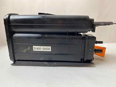 Evaporator Canister KIA CADENZA 14 15 16 38K miles - Image 1 of 4