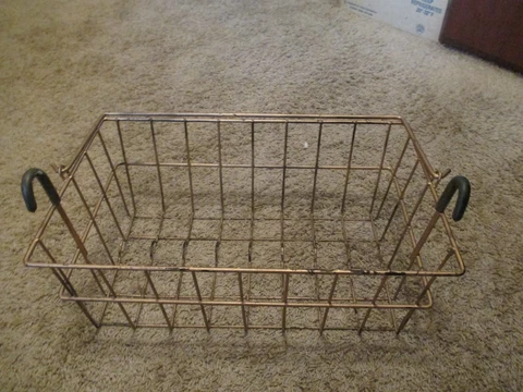 VTG Wire Metal Basket w/Handle & Rubber Hooks Produce Bicycle Industrial Storage Cover