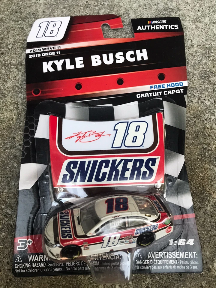 Kyle Busch #18 Snickers 2019 Wave 11 NASCAR Toyota Camry escala 1:64 diecast Foto 1 de 1