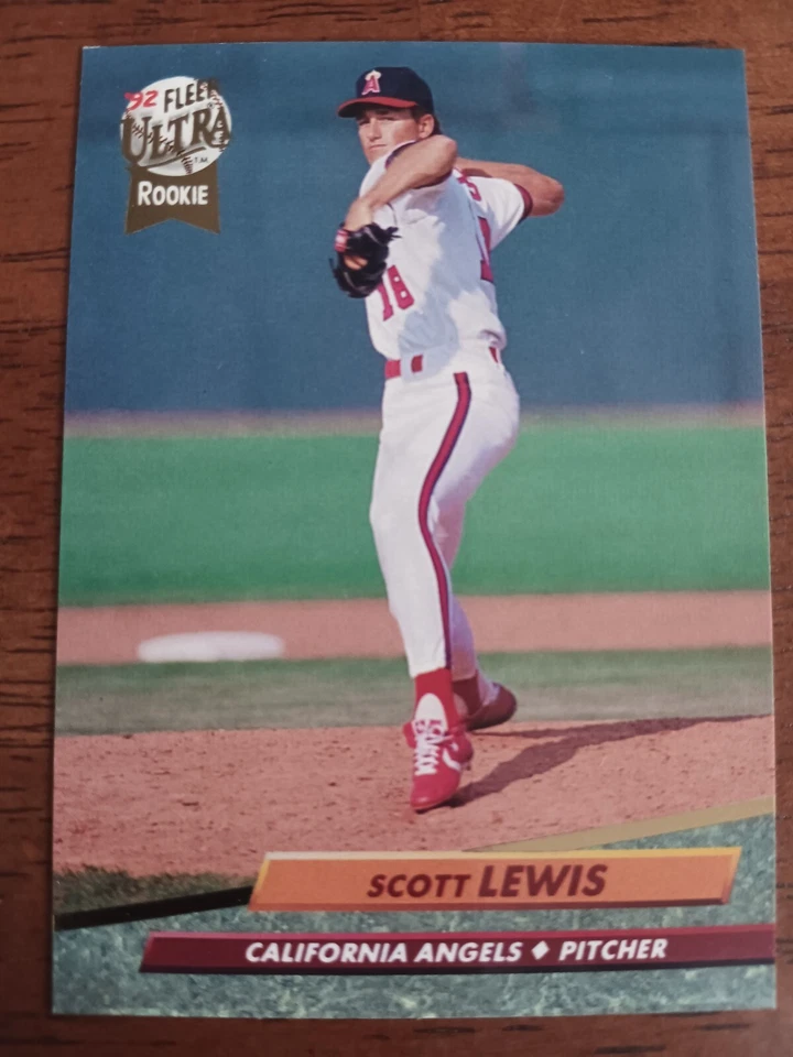 SCOTT LEWIS "RC" CALIFORNIA ANGELS 1992 FLEER ULTRA BASEBALL CARD #328 - Image 1 of 1