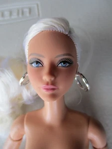 MATTEL BARBIE NUDE BARBIE BASICS 02 2025 EARRINGS INCLUDED - Picture 1 of 3