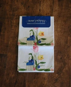 Juego de dos fundas de almohada vintage Sam Hedaya lino bordado a mano tulipanes 32 X20 - Imagen 1 de 6