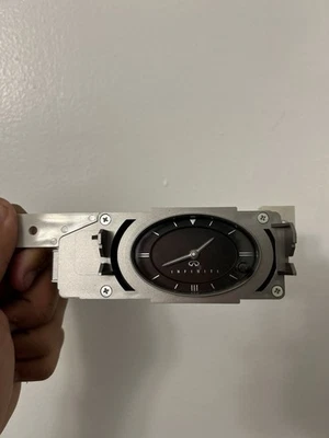2003-2005 英菲尼迪 G35 时钟总成模拟,25810am620 — 第 1/4 张图片