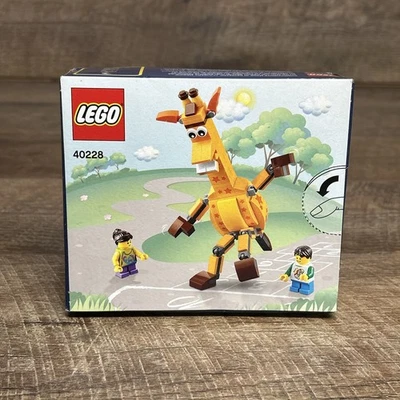 LEGO 40228 Toys R Us Exclusive Geoffrey The Giraffe & Friends NIB 133 Pcs 2016 - Image 1 of 3