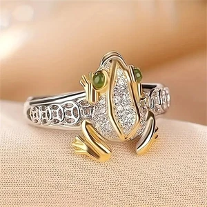 Anillo Boho Chic Dos Tonos Sapo Dorado con Estrás Talla 8 - Imagen 1 de 2