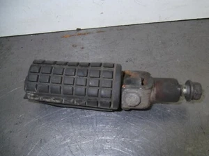 HONDA VF400 FOOTREST FRONT RIGHT HAND VF400 F - Picture 1 of 3