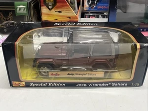 MAISTO 1:18 SCALE JEEP WRANGLER SAHARA DIECAST!! MAROON!! NEW IN BOX! - Picture 1 of 10