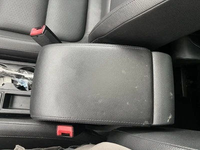 Used Front Lower Center Console fits: 2011 Volkswagen Tiguan floor Front Lower G Foto 1 de 4