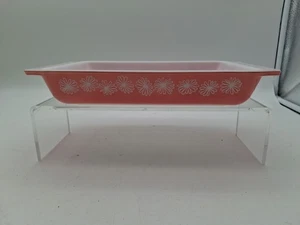 Vintage Pyrex Pink Daisy Space Saver 548-B No lid - Picture 1 of 7
