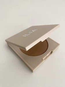 NEW ILIA Beauty NightLite Bronzing Pressed Powder Bronzer - Drawn In (Light-Med) - Picture 1 of 10