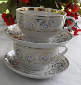 Vintage  Porzellan Teetasse mit Untertasse Handbemahlt, UdSSR 1974-1984 J. - Bild 1 von 11