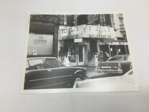 "Foto de 8x10 NYC Little Italy New York Lucic Ristorante Store Front-1980 en blanco y negro" - Imagen 1 de 2