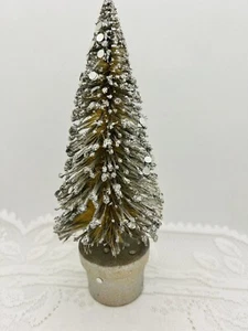 Vintage Bottle Brush Christmas Tree Silver Sequin Ornament Mica Glitter Japan 8" - Picture 1 of 7