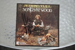 Jethro Tull - Songs from the Wood CD Album signed / autograph / signiert - Picture 1 of 2