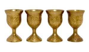 Set/4 kleine Vintage Messing Kelche Schnapsglas Mini Kelch - Bild 1 von 7