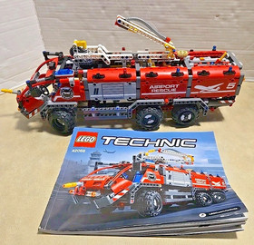 Retired Lego Technic 42068 Airport Rescue Vehicle Fire Truck w Manual No Box