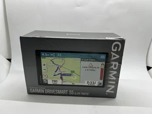 Garmin Drivesmart 55 MT-S UK & Ireland Sat Nav GPS with Lifetime Traffic - Picture 1 of 15