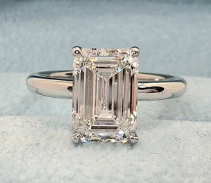 3.03 Ct E VS1 Emerald Cut Lab Grown Diamond Ring IGI Certified Platinum - Picture 1 of 8