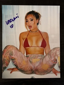 Kazumi (Adult Film Star) Signed HOT SEXY MODEL 8x10 Photo PROOF - Picture 1 of 2
